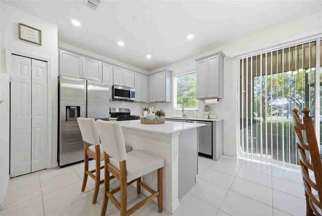 5734 Spotted Harrier Way - Photo 4 of 50