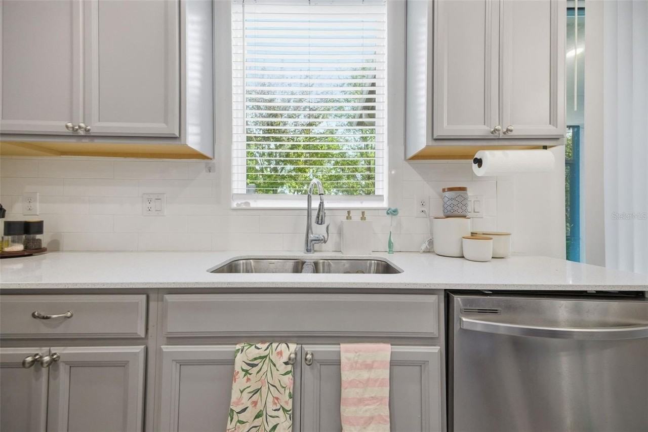 5734 Spotted Harrier Way - Photo 6 of 50