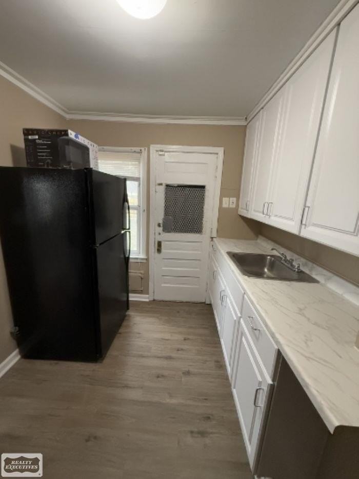 20910 Moross Rd - Photo 5 of 12