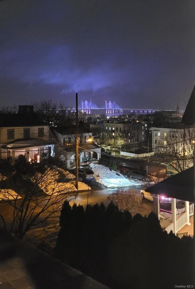 19 Hudson Ter - Photo 2 of 18