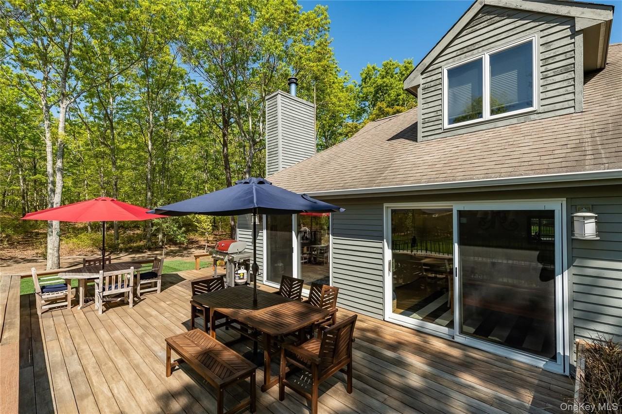 16 Hildreth Rd - Photo 3 of 23