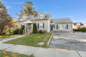 featured image of 5 Lakeview Ave