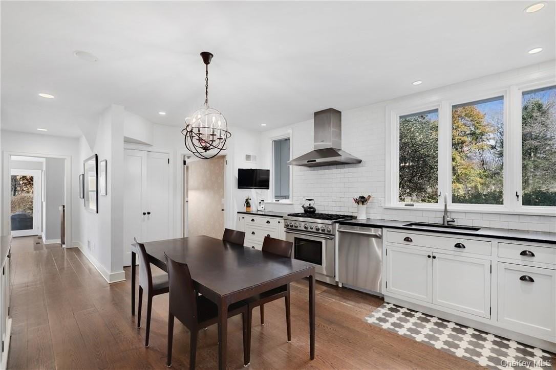 77 Hook Rd - Photo 7 of 30