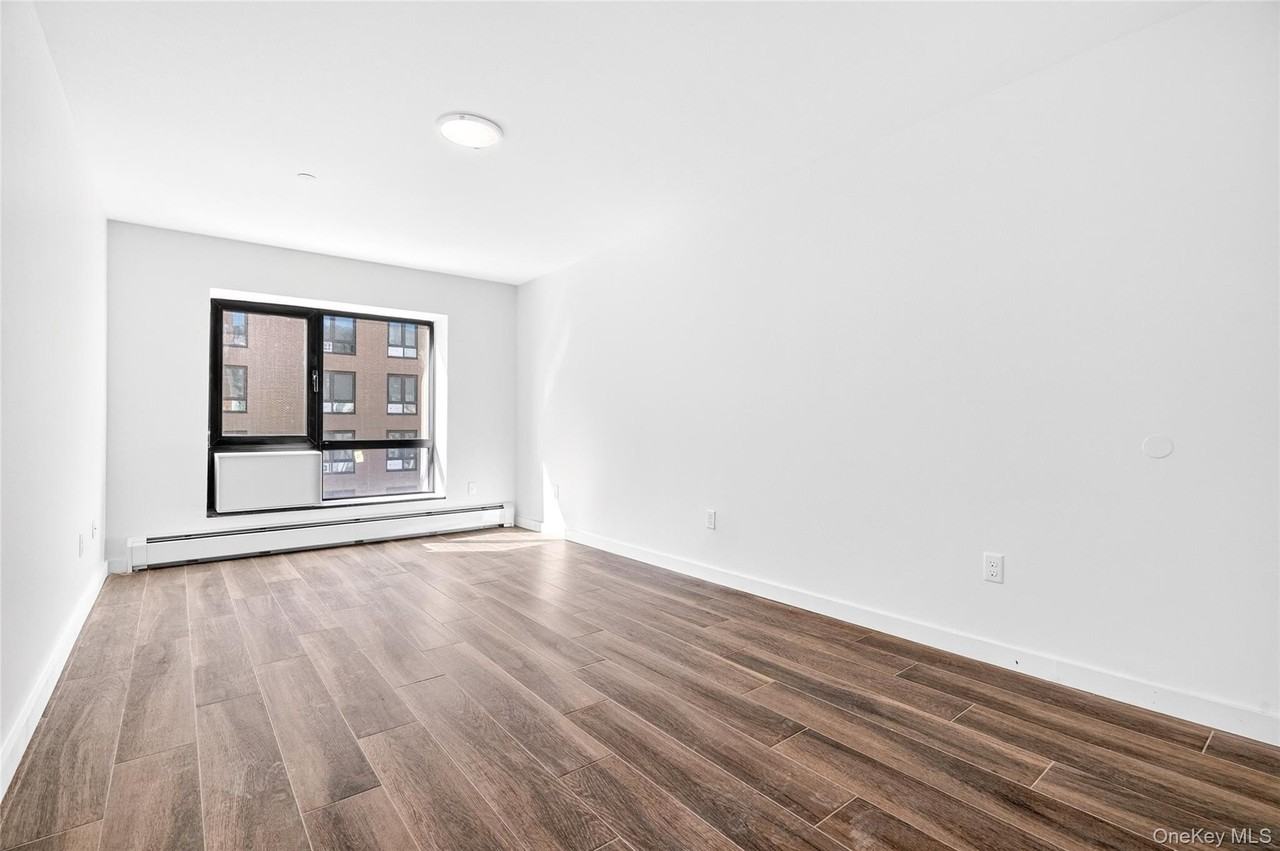 1591 Jesup Ave Unit 4b - Photo 5 of 6