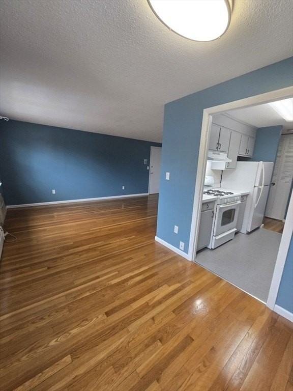 180 Nesmith St Apt 11 - Photo 7 of 21