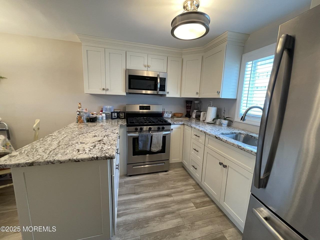 20 Vine Ct - Photo 3 of 12