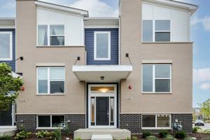 featured image of 3S530 Cambridge Ct