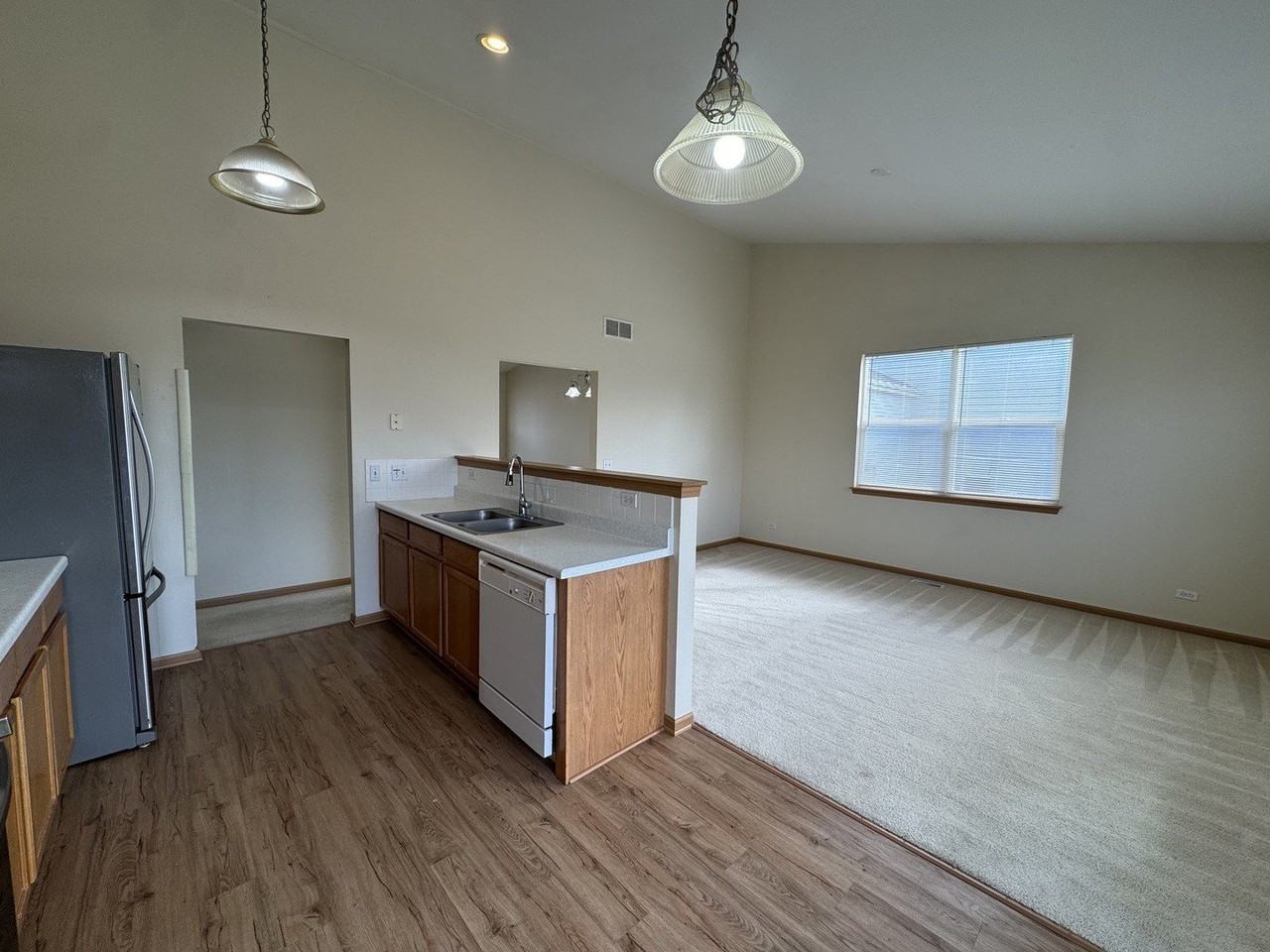 1991 Westridge Pl - Photo 6 of 19