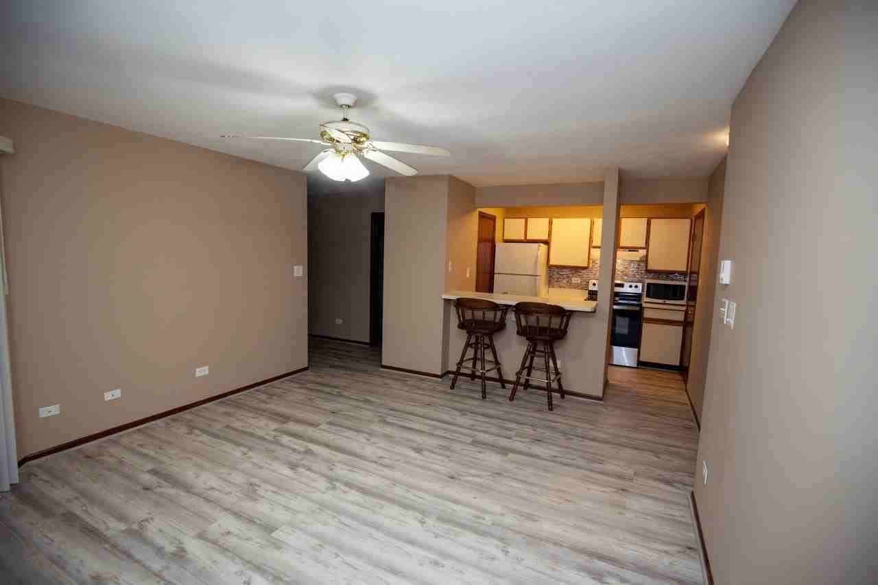 4314 W Shamrock Ln Apt 1c - Photo 4 of 15