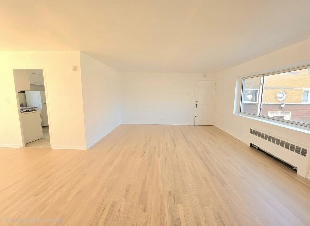 1100 N Harlem Ave Apt 1 - Photo 2 of 20