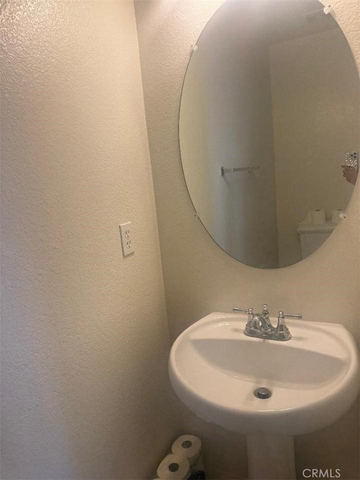 6257 Long Cove Dr - Photo 6 of 24