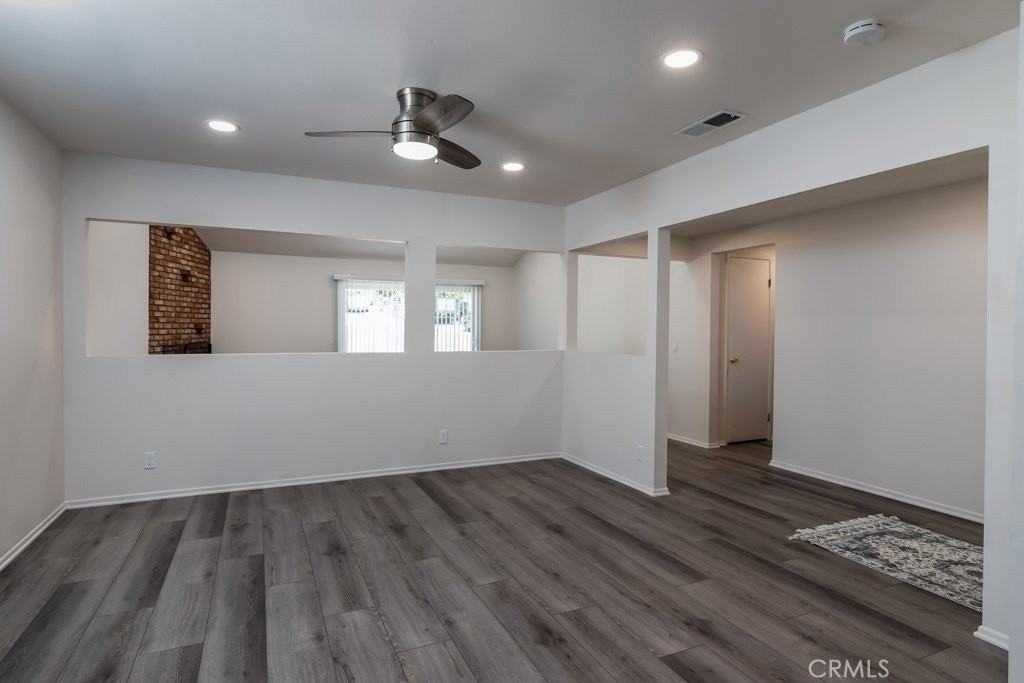 25040 Everett Dr - Photo 6 of 20