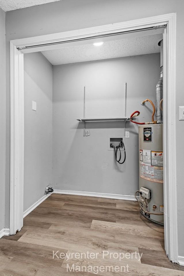 4451 W Acoma St - Photo 7 of 39