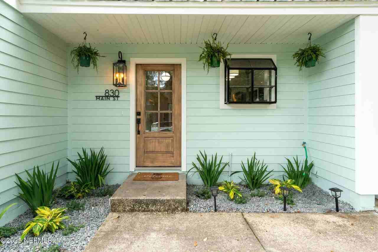 830 Main St - Photo 2 of 45