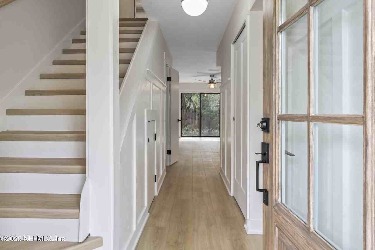 830 Main St - Photo 4 of 45