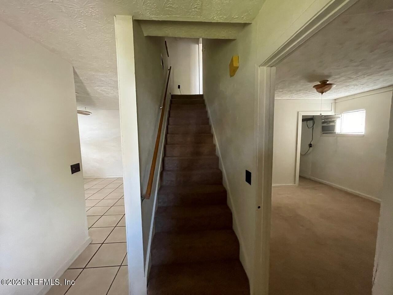 231 Hopkins St - Photo 5 of 22