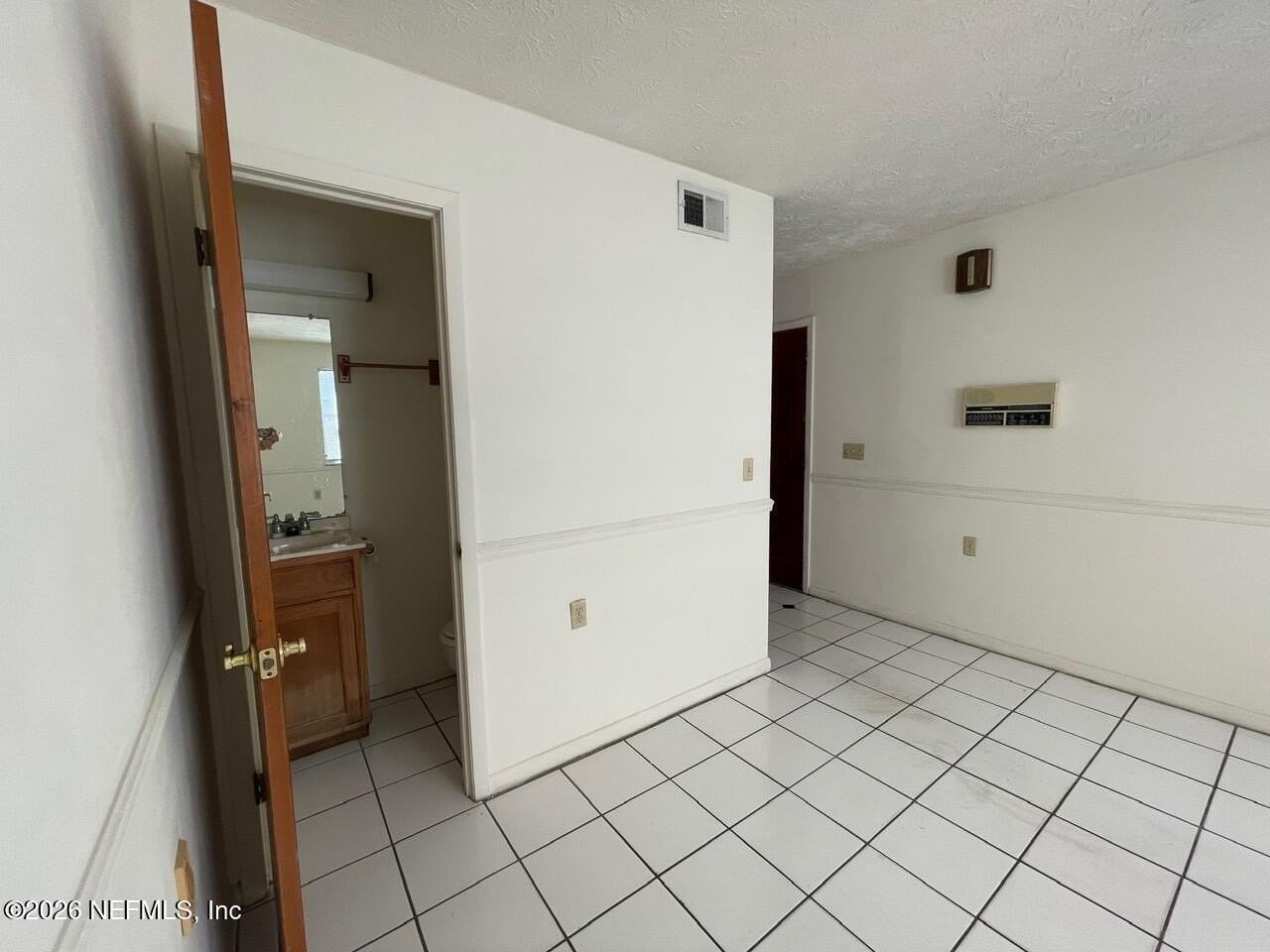 2000 1st St - Photo 7 of 21