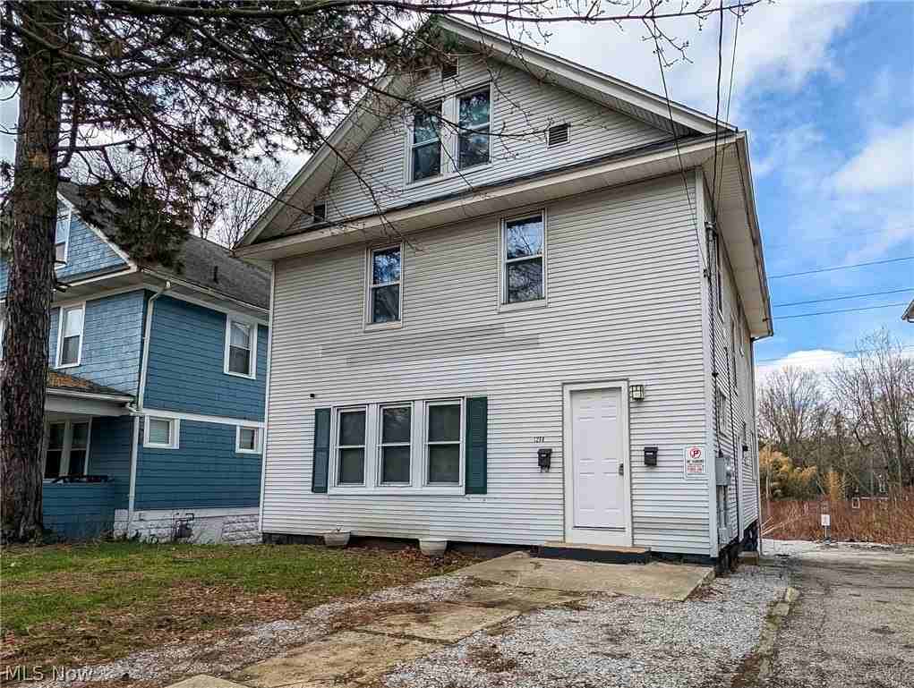 1268 Pondview Ave #B