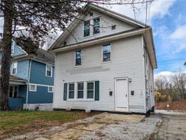 featured image of 1268 Pondview Ave Unit B