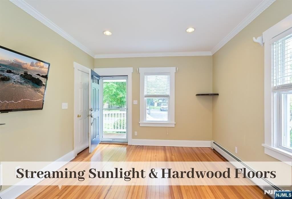 385 Fern Ave - Photo 5 of 24