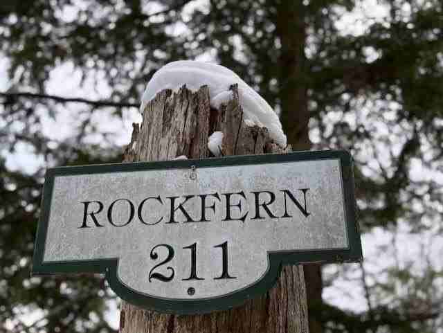 211 Lake Ave - Photo 2 of 18