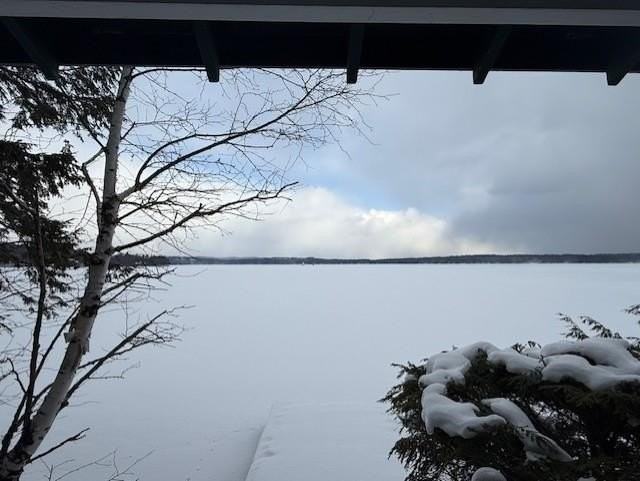 211 Lake Ave - Photo 3 of 18