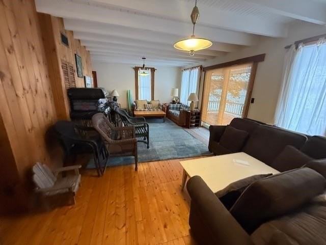 211 Lake Ave - Photo 7 of 18