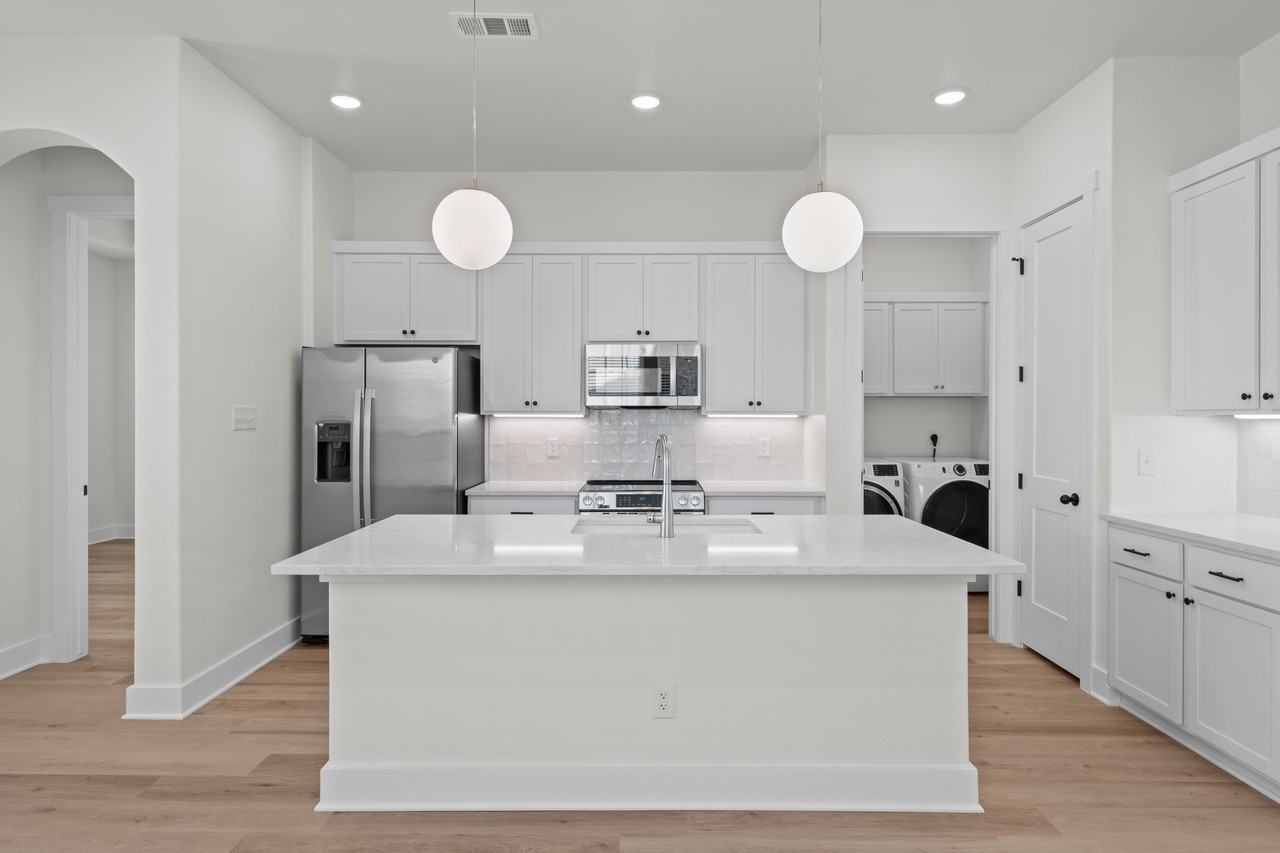 6622 Abode Ave #6622 - Photo 7 of 29