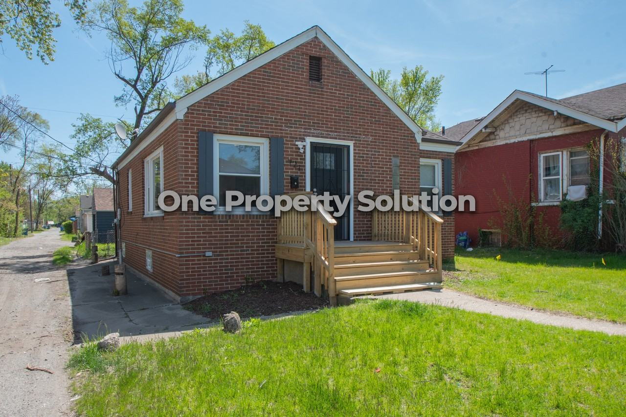 721 Ohio St #1 - Photo 4 of 24