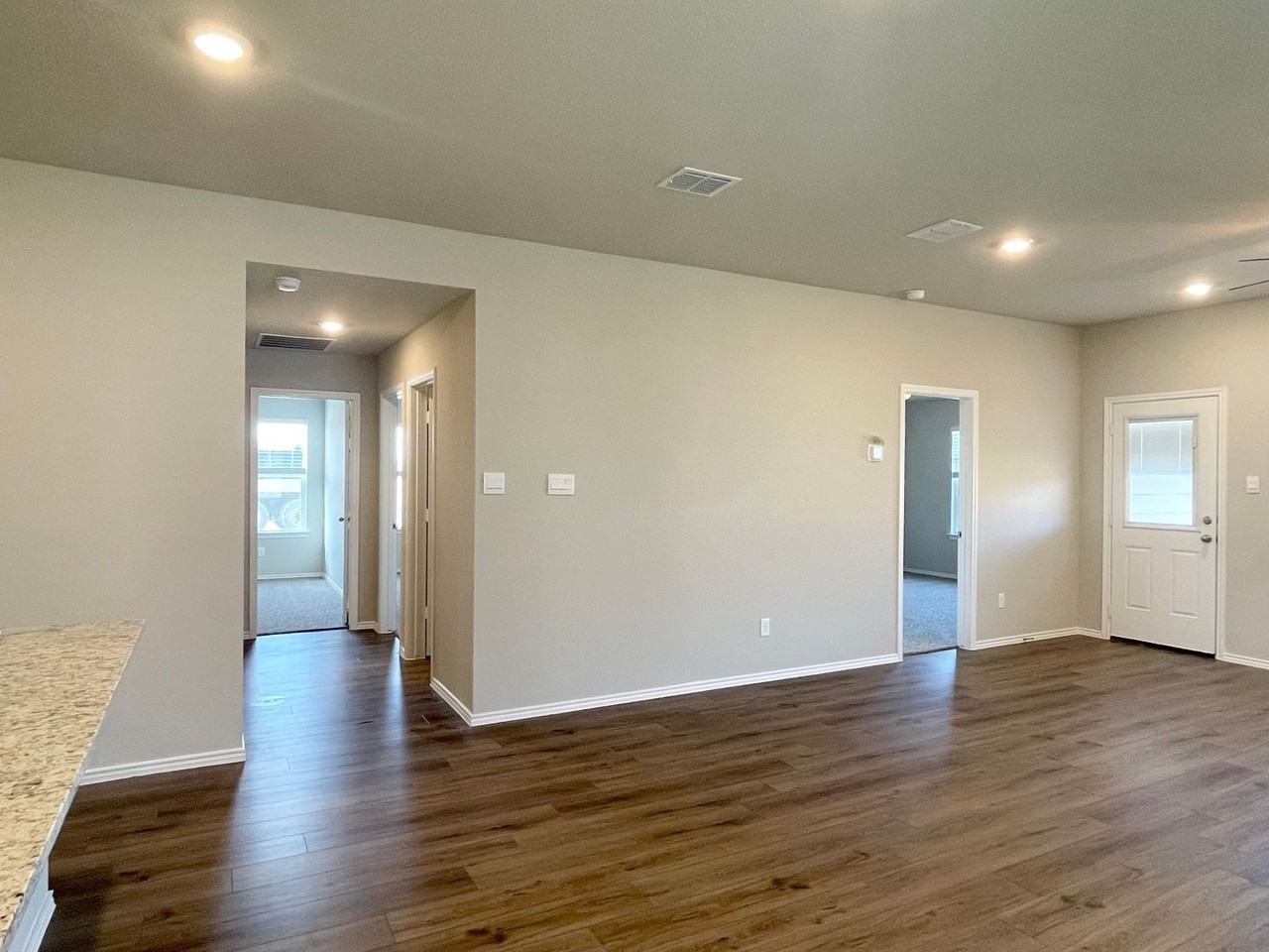 2909 Cyprian Rd - Photo 5 of 19