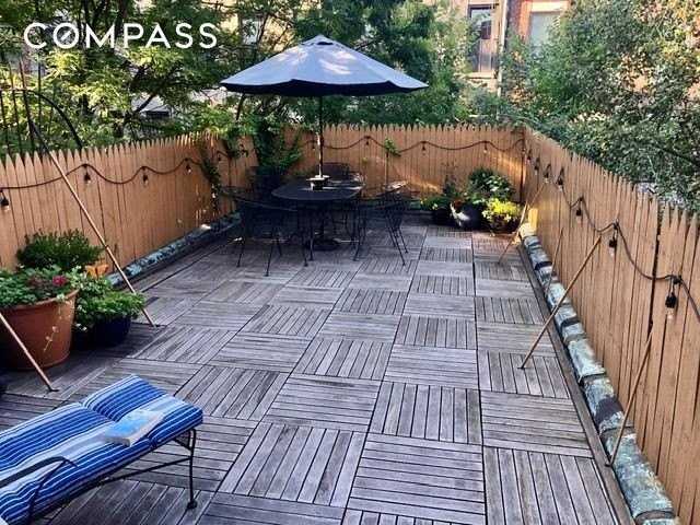 54 W 89th St #3R - Photo 2 of 6