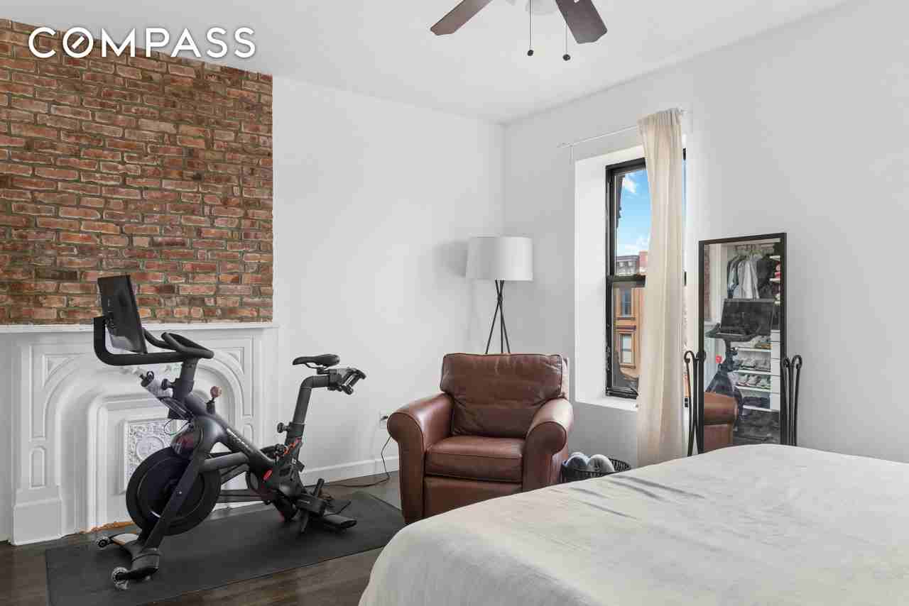 38 Halsey St #3 - Photo 4 of 6