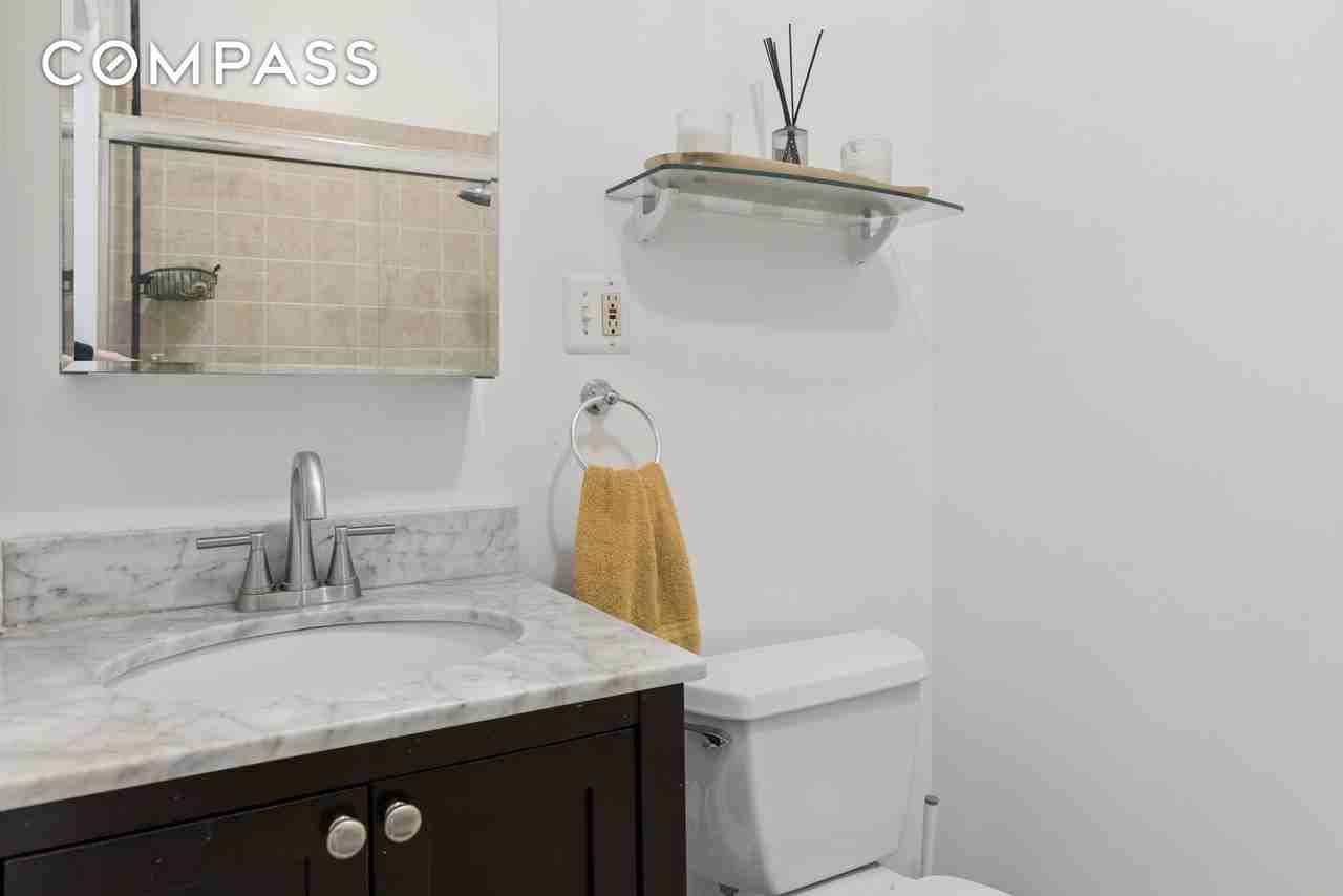 38 Halsey St #3 - Photo 6 of 6