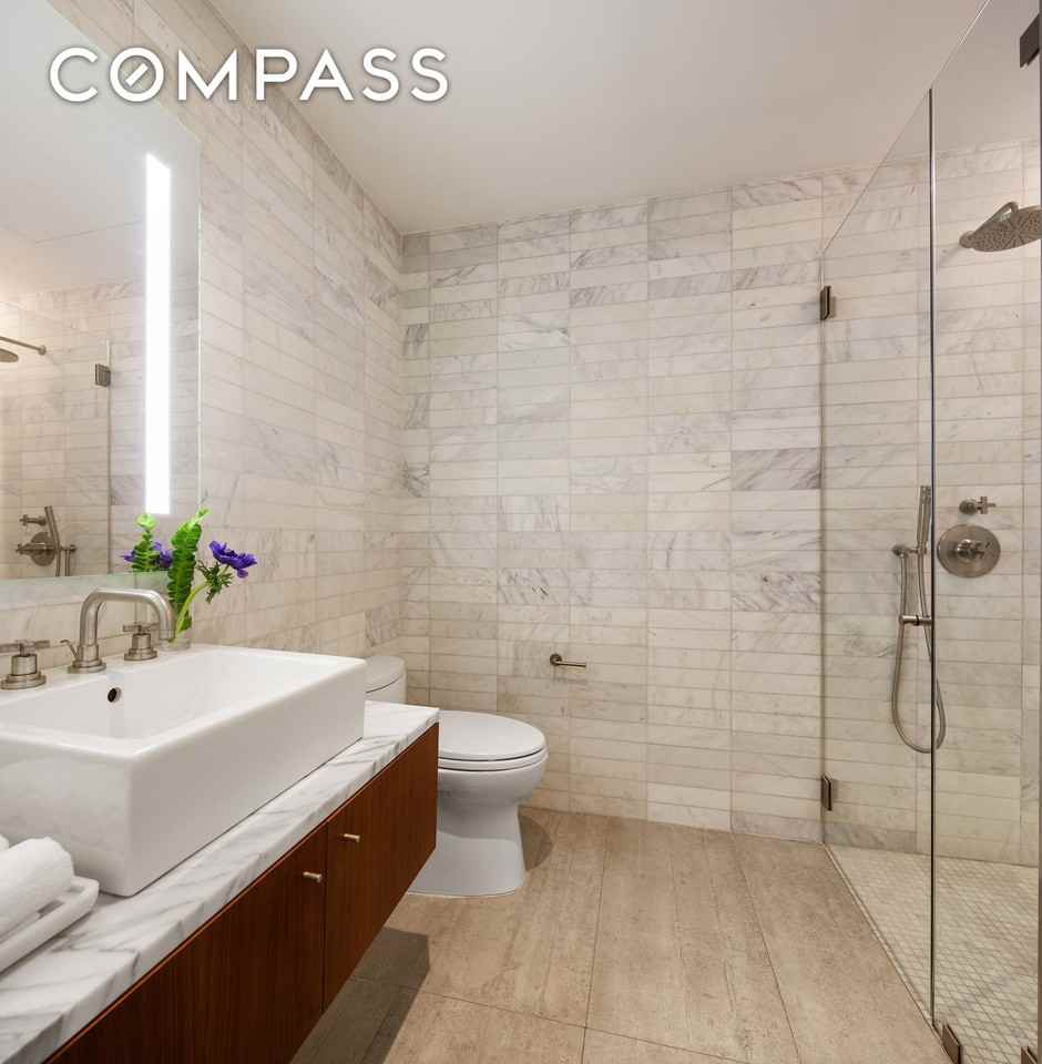 280 Metropolitan Ave #2A - Photo 6 of 10