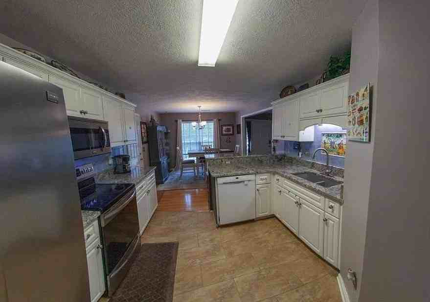 97 Cape Fox Cir - Photo 4 of 11