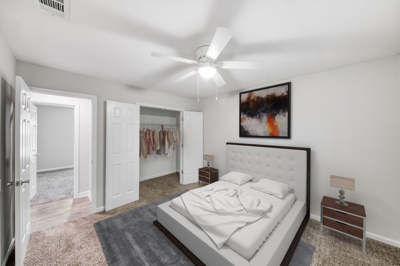 Welcome to Park Oaks! - Photo 3 of 8