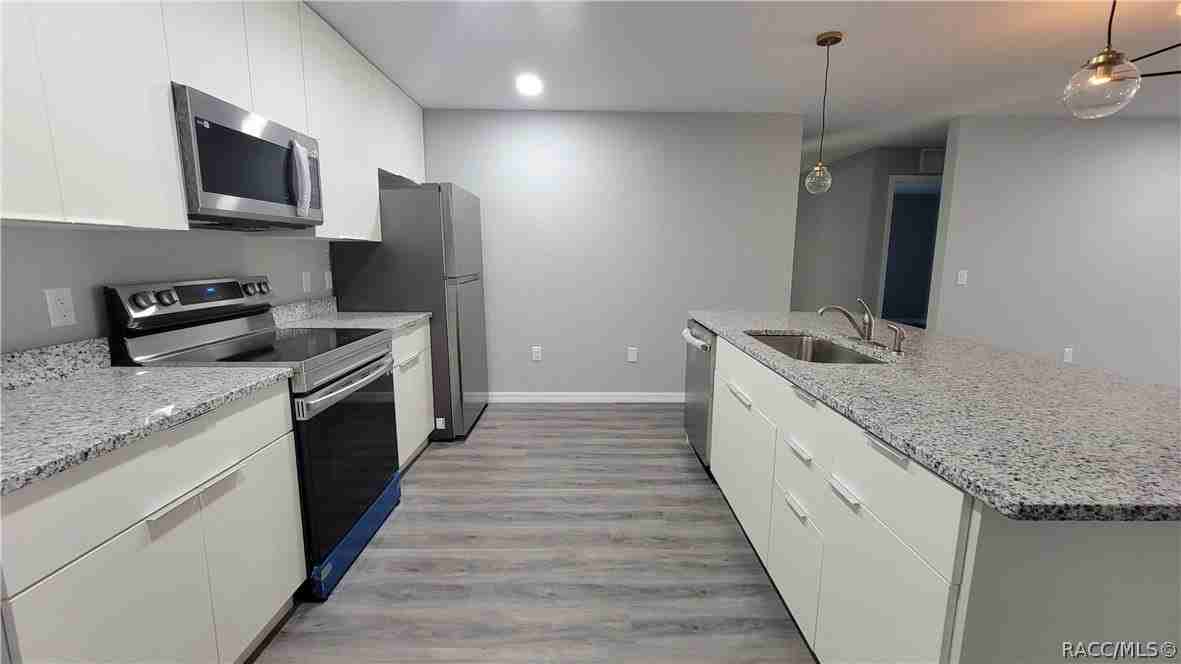 7061 N Outrigger Ter - Photo 4 of 11