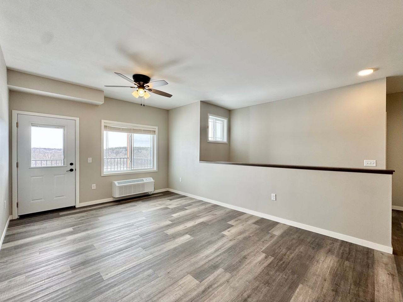 Latitude 45 - Photo 7 of 43