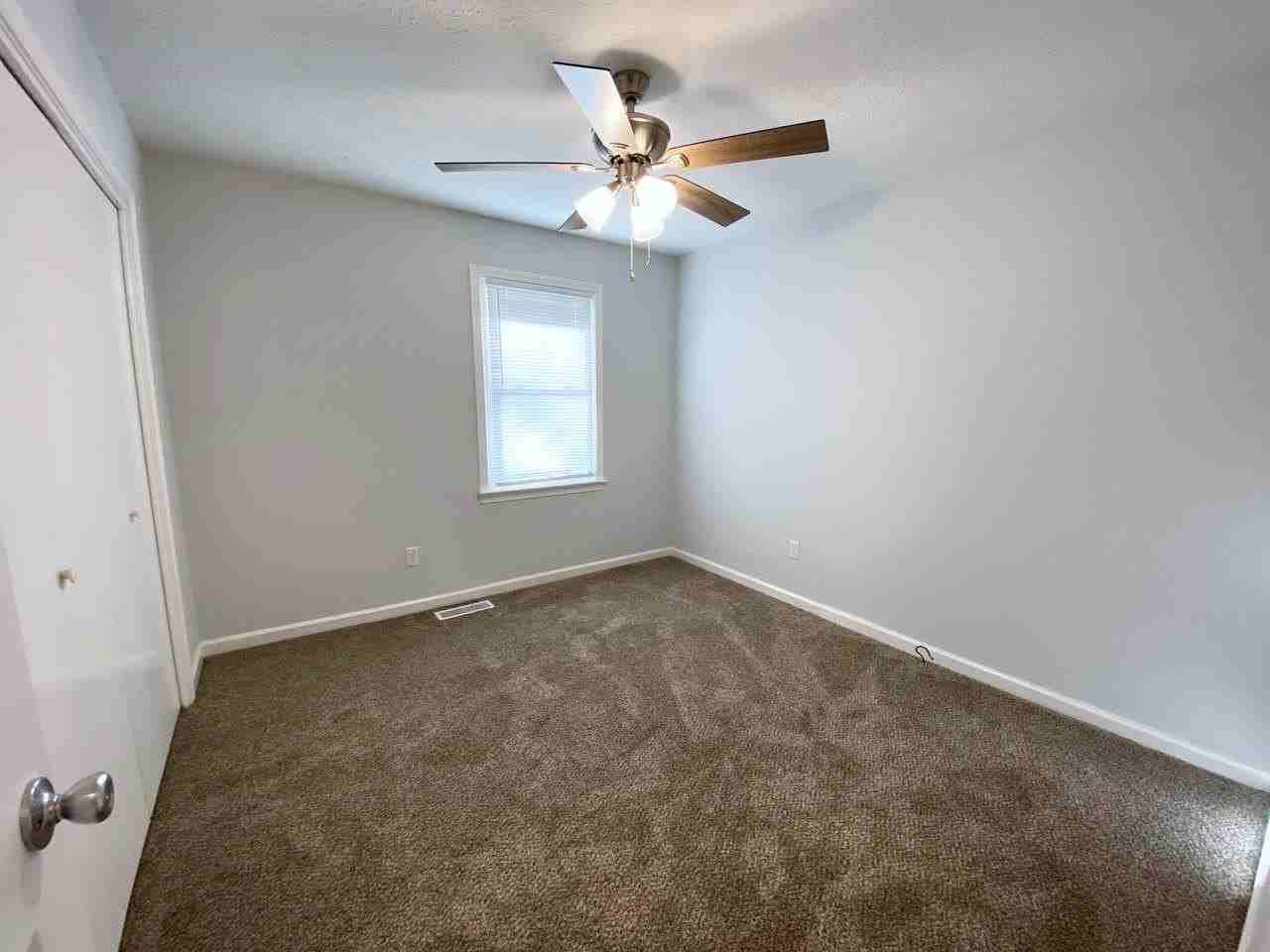 2964 Dye Ford Rd - Photo 7 of 9