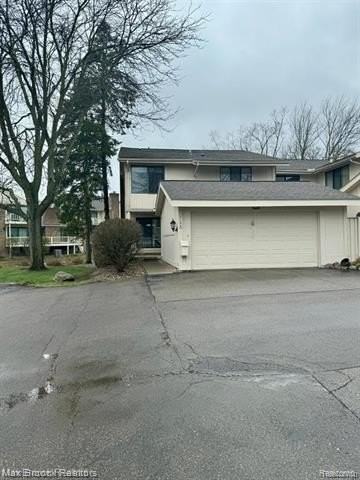 7146 Pebble Park Dr - Photo 2 of 30