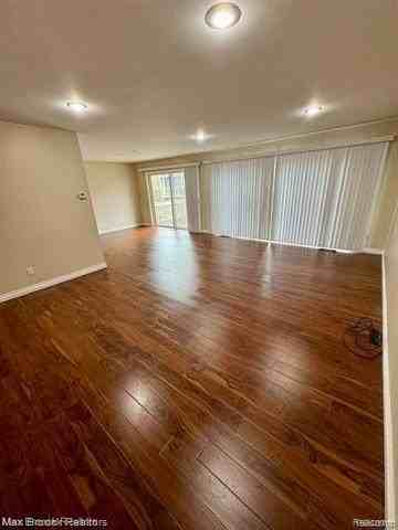 7146 Pebble Park Dr - Photo 6 of 30