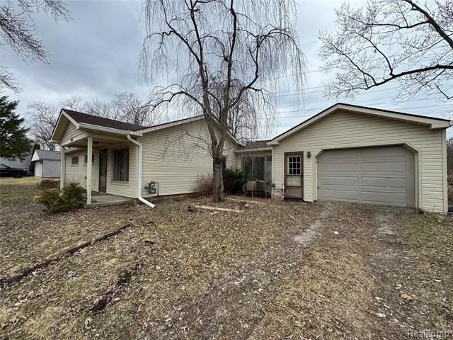 7012 Tappon Dr - Photo 3 of 19