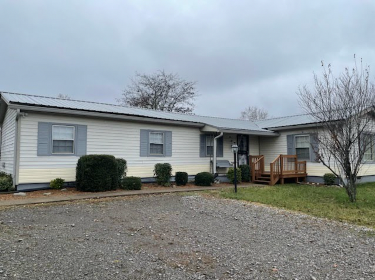 1550 Old Dover Rd - Photo 2 of 25