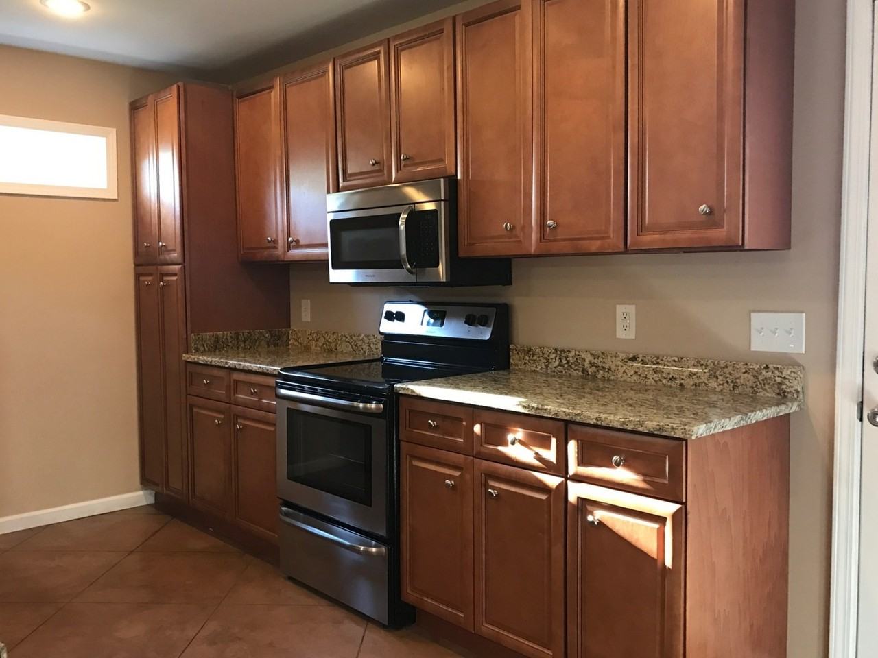 3102 Emanuel Church Rd Apt A - Photo 5 of 11