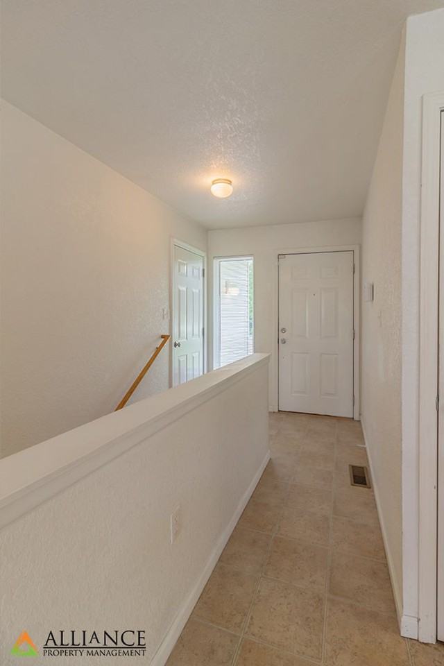 1324 Christy Dr - Photo 3 of 31