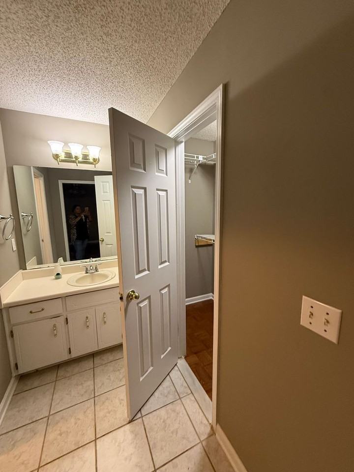 304 Natchez Rd - Photo 6 of 32