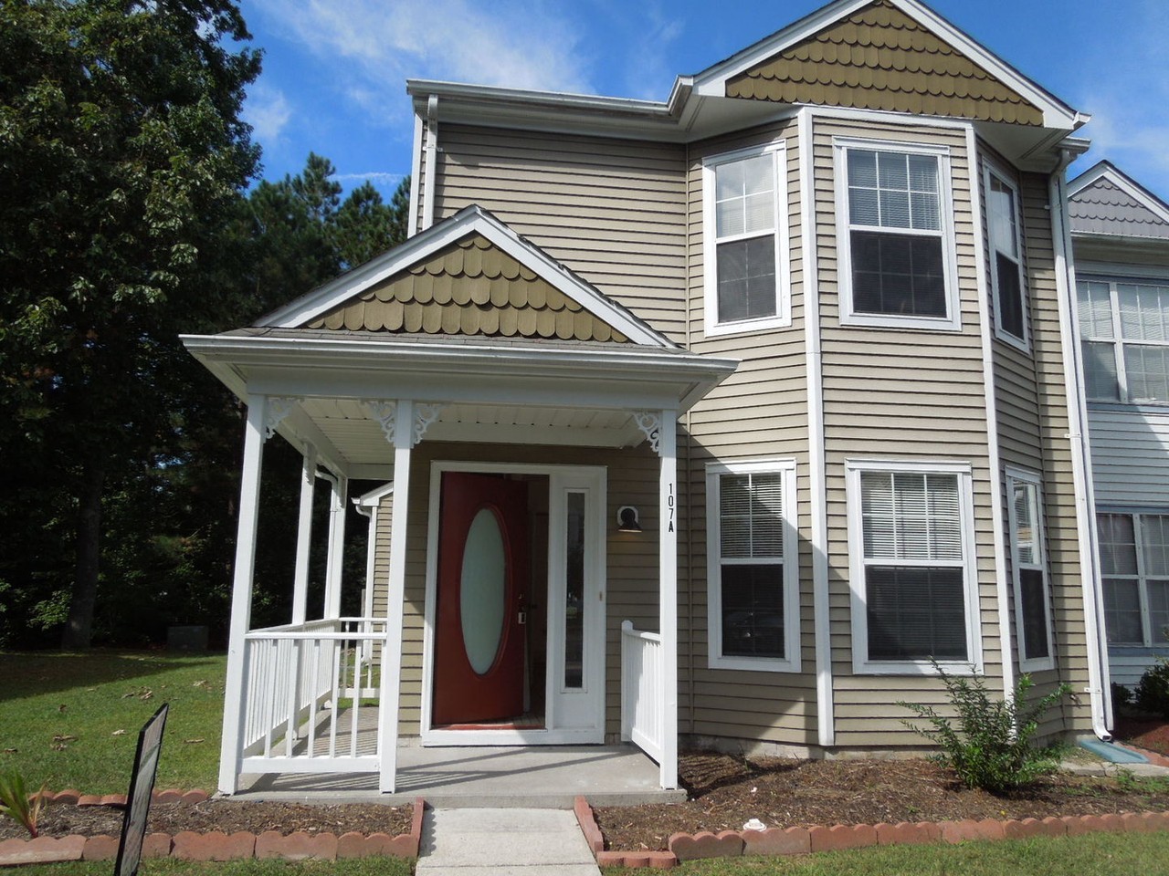 107 Heather Way Apt A - Photo 2 of 16