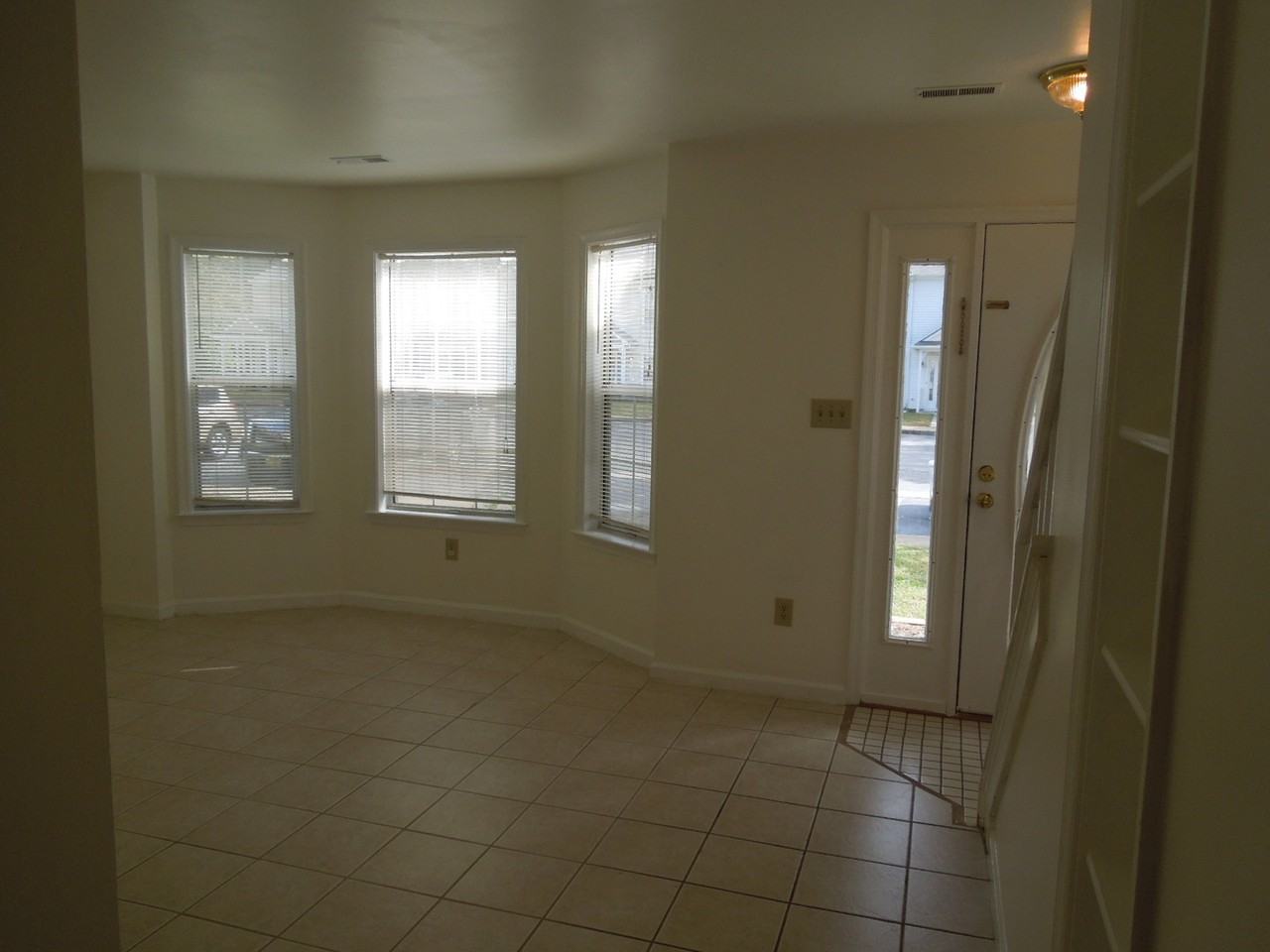 107 Heather Way Apt A - Photo 4 of 16