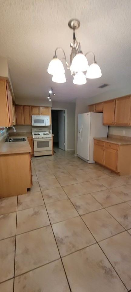 2220 Nw 14th Ave - Photo 7 of 31