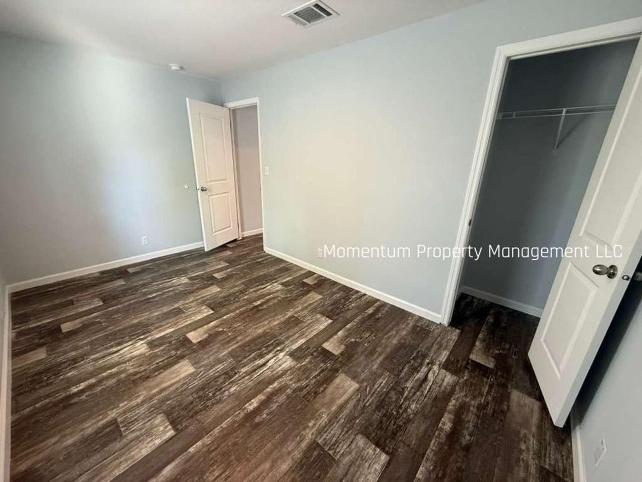 10704 Fran St - Photo 4 of 12
